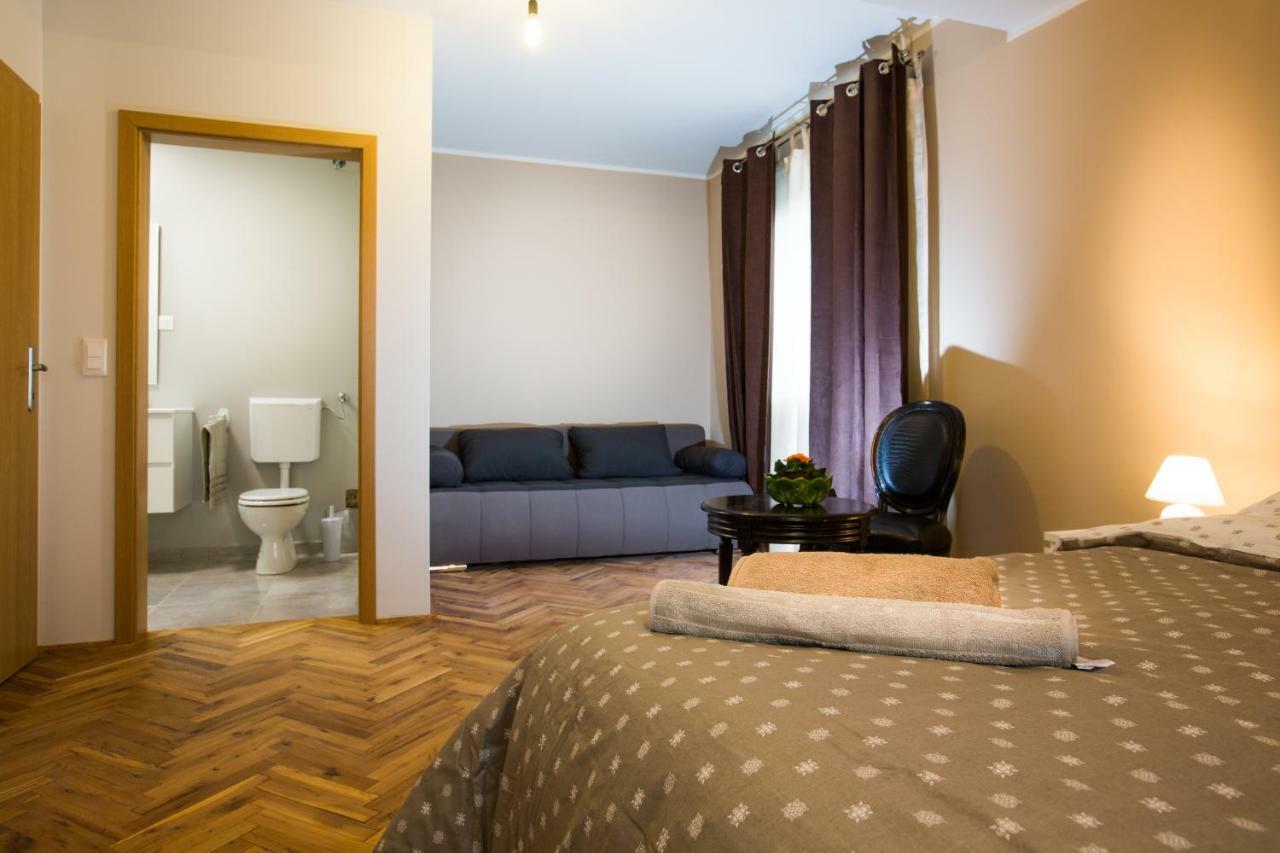 Appartement New Rooms&apartments In *